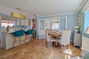 Family Room- click for photo gallery